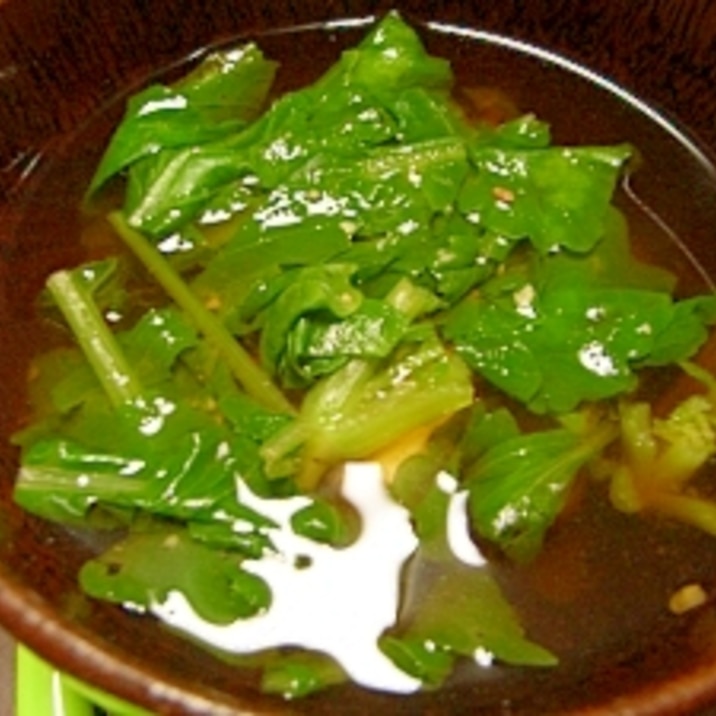 間引き菜と豆腐の味噌汁